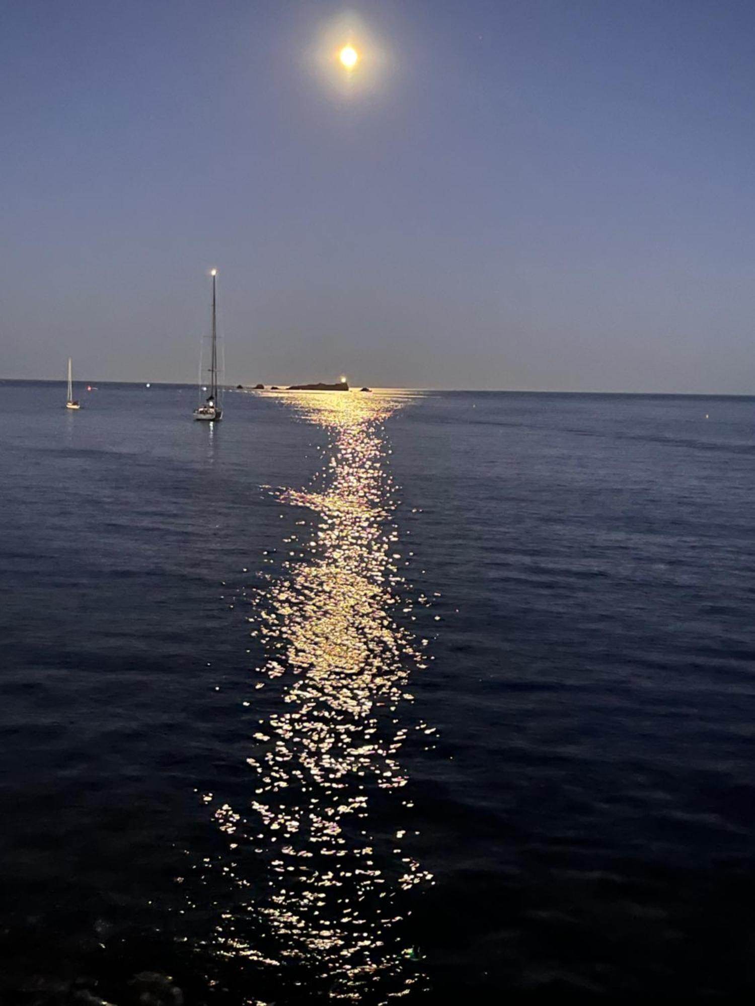 Argentine T2 De 55M2 Tout Confort En Bord De Plage Saint-Raphaël Exteriér fotografie